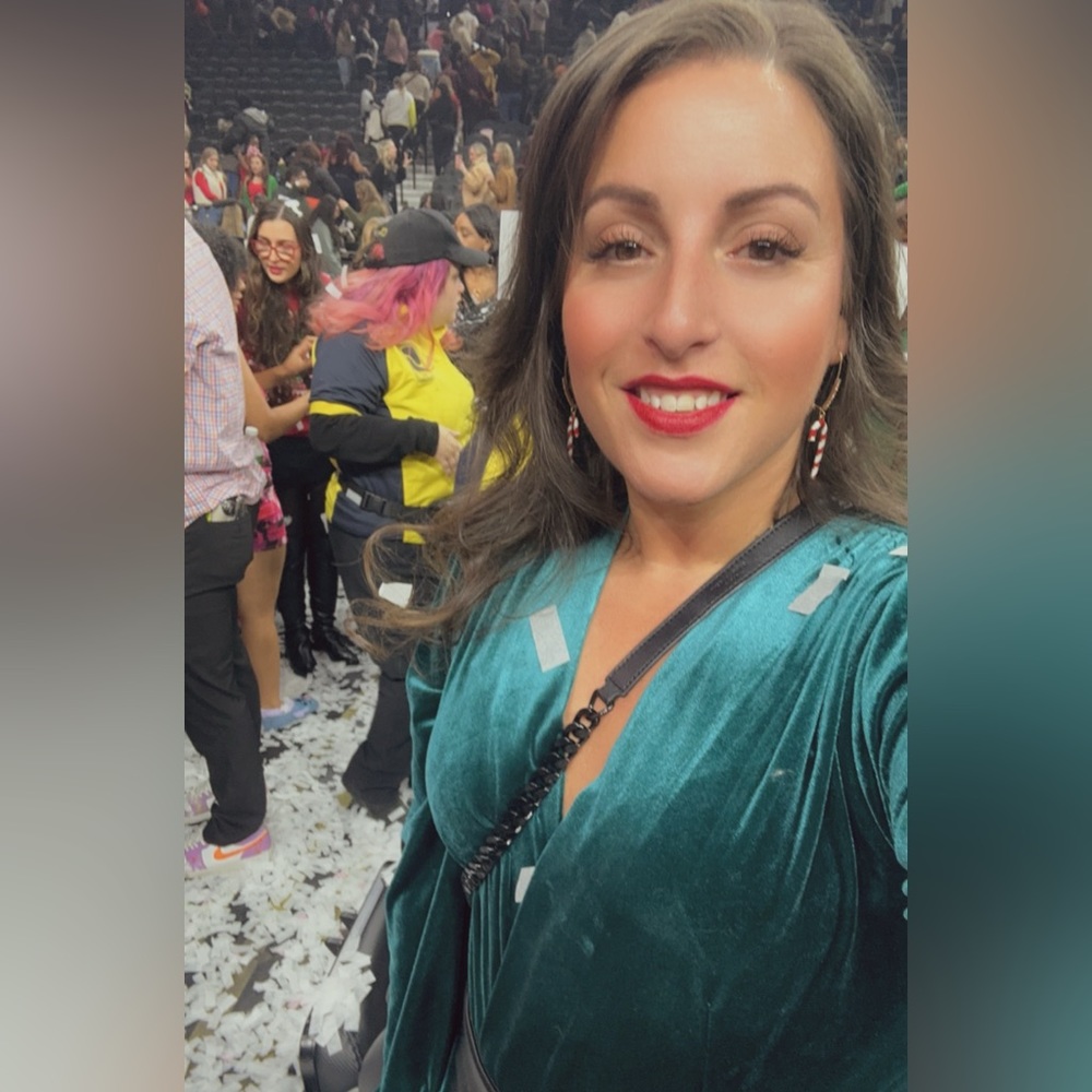 Meet your Posher, Amanda